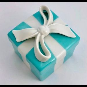 Rare Authentic Vintage Tiffany Blue Trinket Box